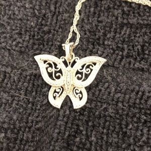 NWOT Lenox Butterfly Pendant Set